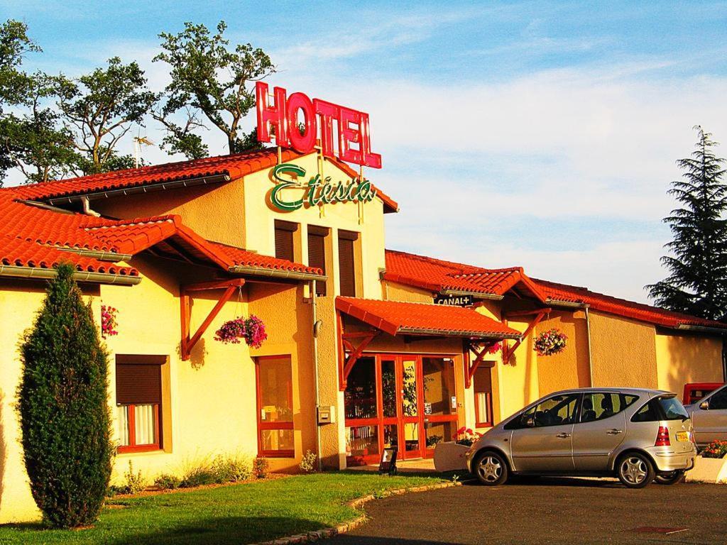 Hotel Etesia Feurs Екстер'єр фото